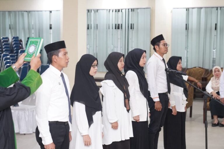 Tiga Ketua Prodi Fakultas Ushuluddin, Adab, dan Dakwah Resmi Dilantik di IAIN Kendari