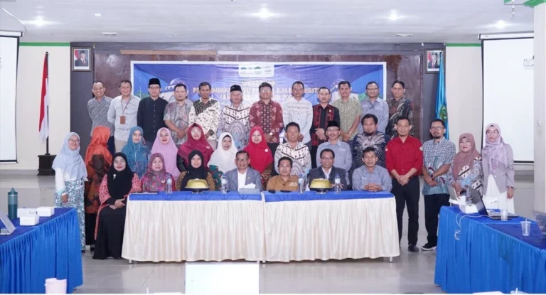 Dosen Lingkup FUAD Tingkatkan Mutu Pembelajaran Digital Melalui Workshop yang diselenggarakan oleh LPM IAIN Kendari